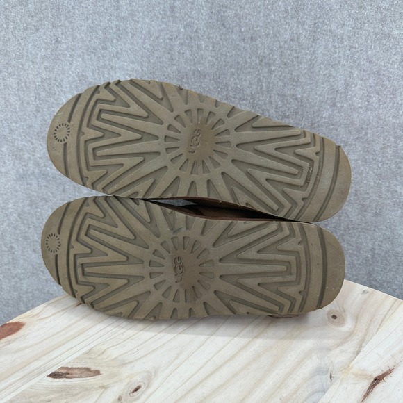 UGG Neumel Chestnut Suede Lace Up Chukka‎ Ankle Boots Mens 11